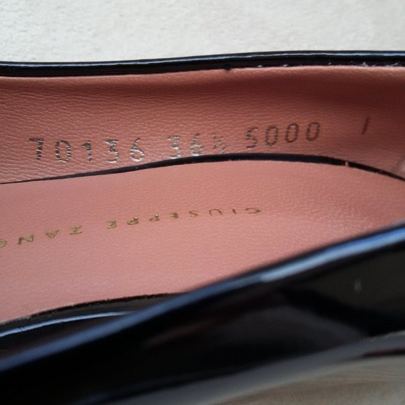 Giuseppe Zanotti Open Toe Heels - Picture 8 of 9